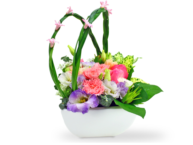 Florist Flower Arrangement - Howdy - L08471 Photo