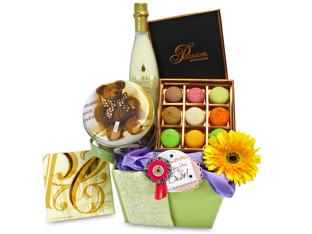 Florist Gift Set - Flower and Food Set / Birthday Gift 19 - L32925 Photo